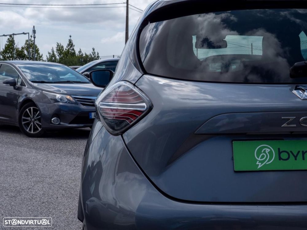 Renault Zoe (c/ Bateria) EV50 135hp Iconic - 12