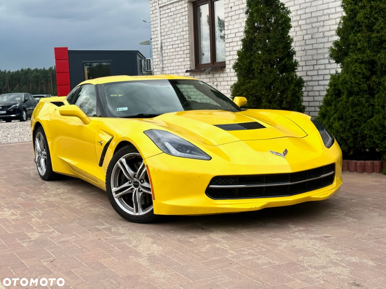 Chevrolet Corvette - 6