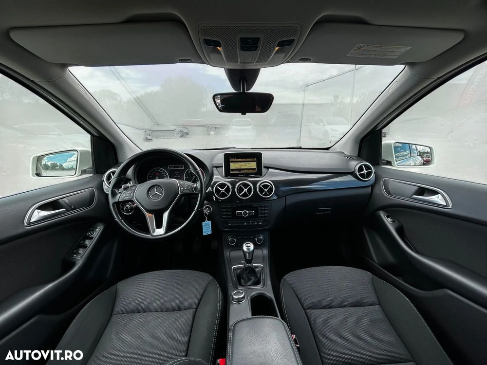 Mercedes-Benz B 180 BlueEfficiency Edition 1 - 3