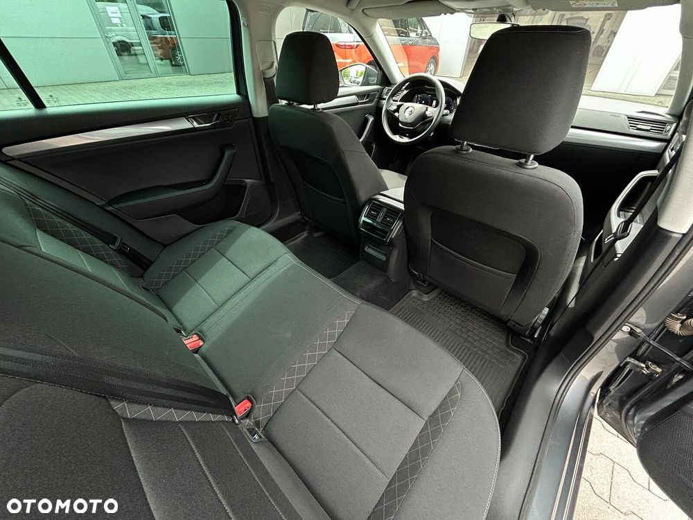 Skoda Superb 1.5 TSI Active DSG - 10