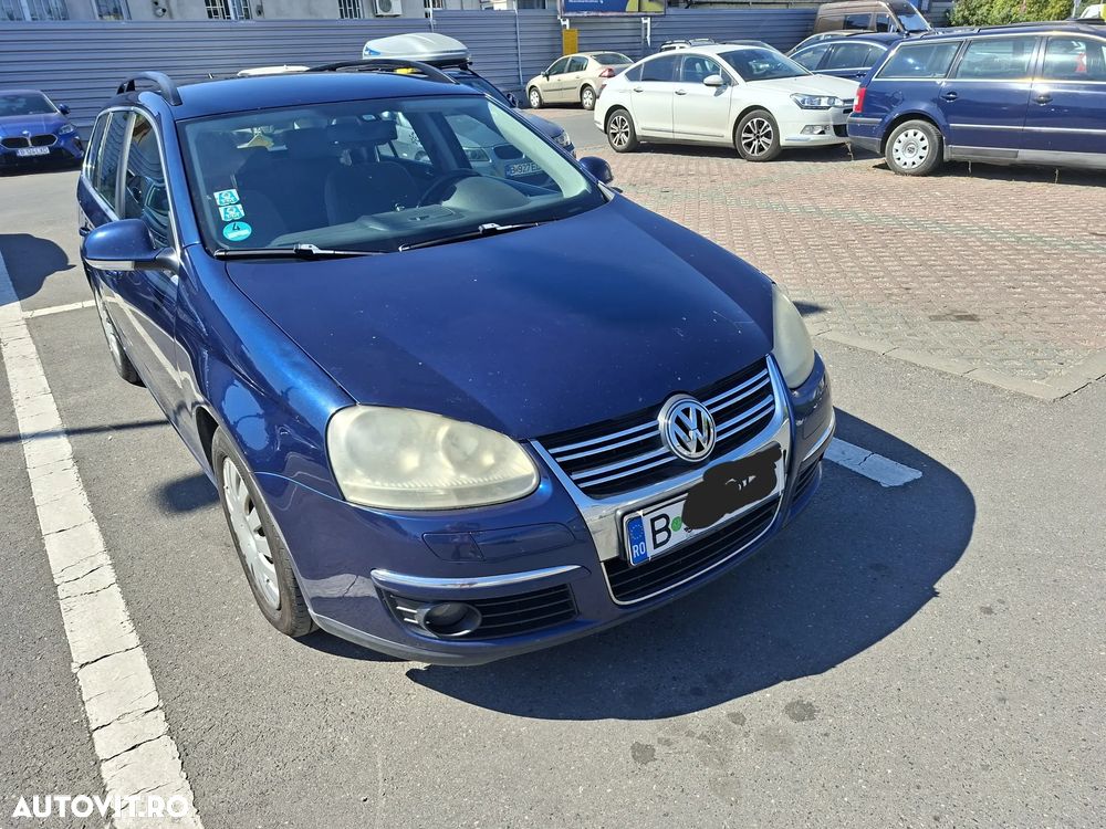 Volkswagen Golf - 2
