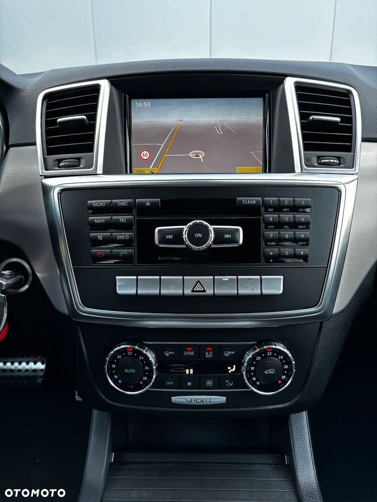 Mercedes-Benz ML 250 BlueTEC 4MATIC 7G-TRONIC - 29
