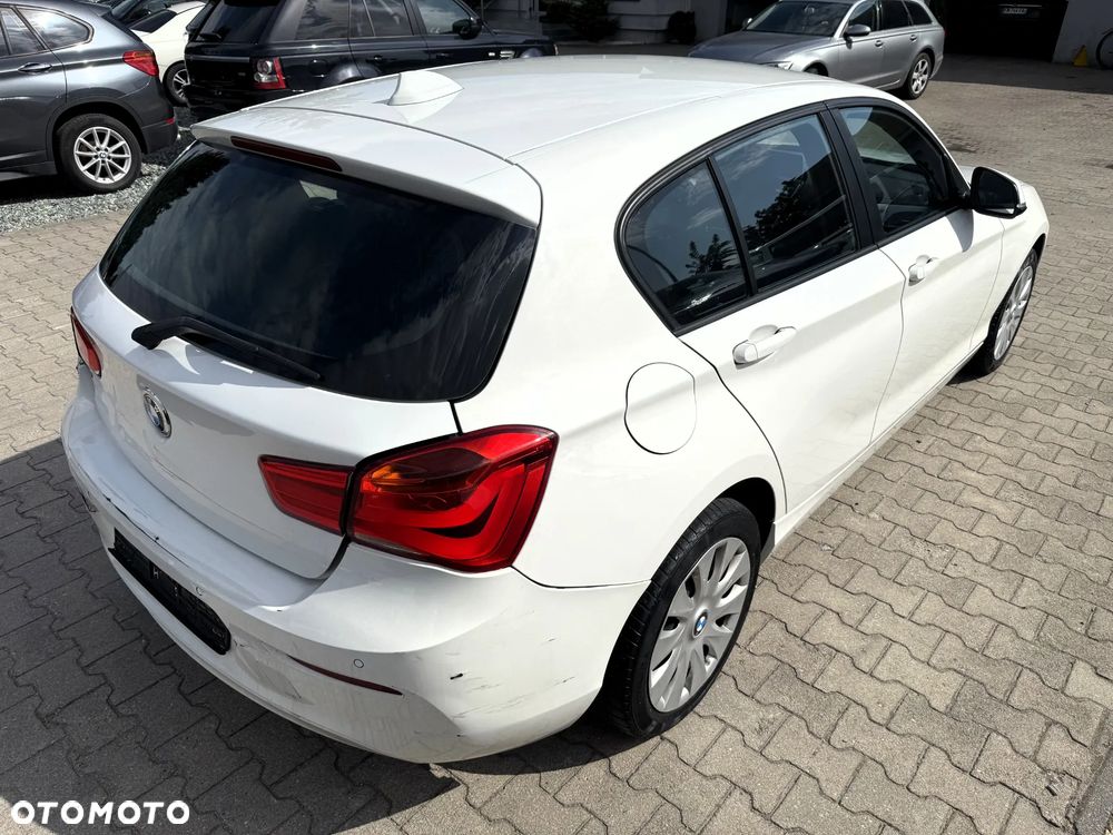 BMW Seria 1 118d Sport Line - 3