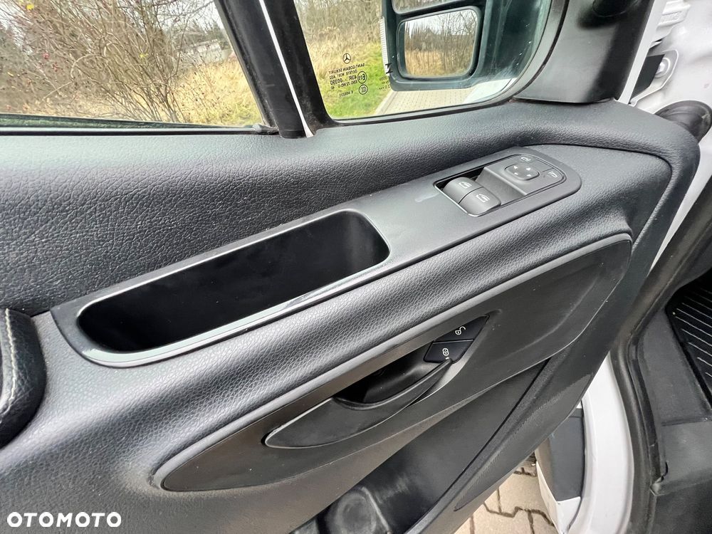 Mercedes-Benz 315 - 20