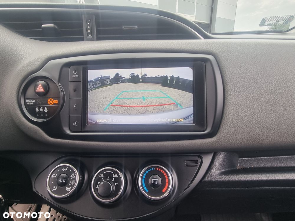 Toyota Yaris 1.5 Premium - 30