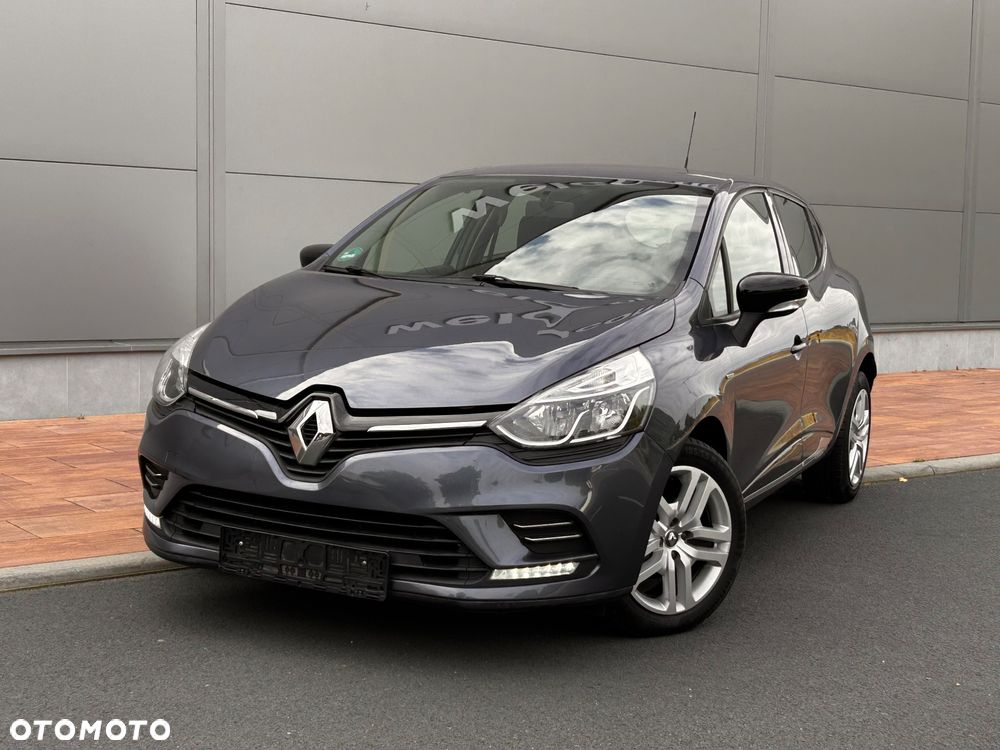 Renault Clio 1.2 16V 75 LIMITED - 12