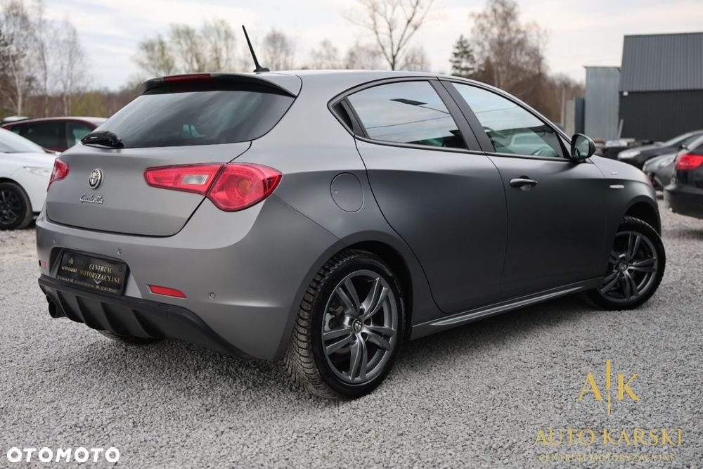 Alfa Romeo Giulietta - 4