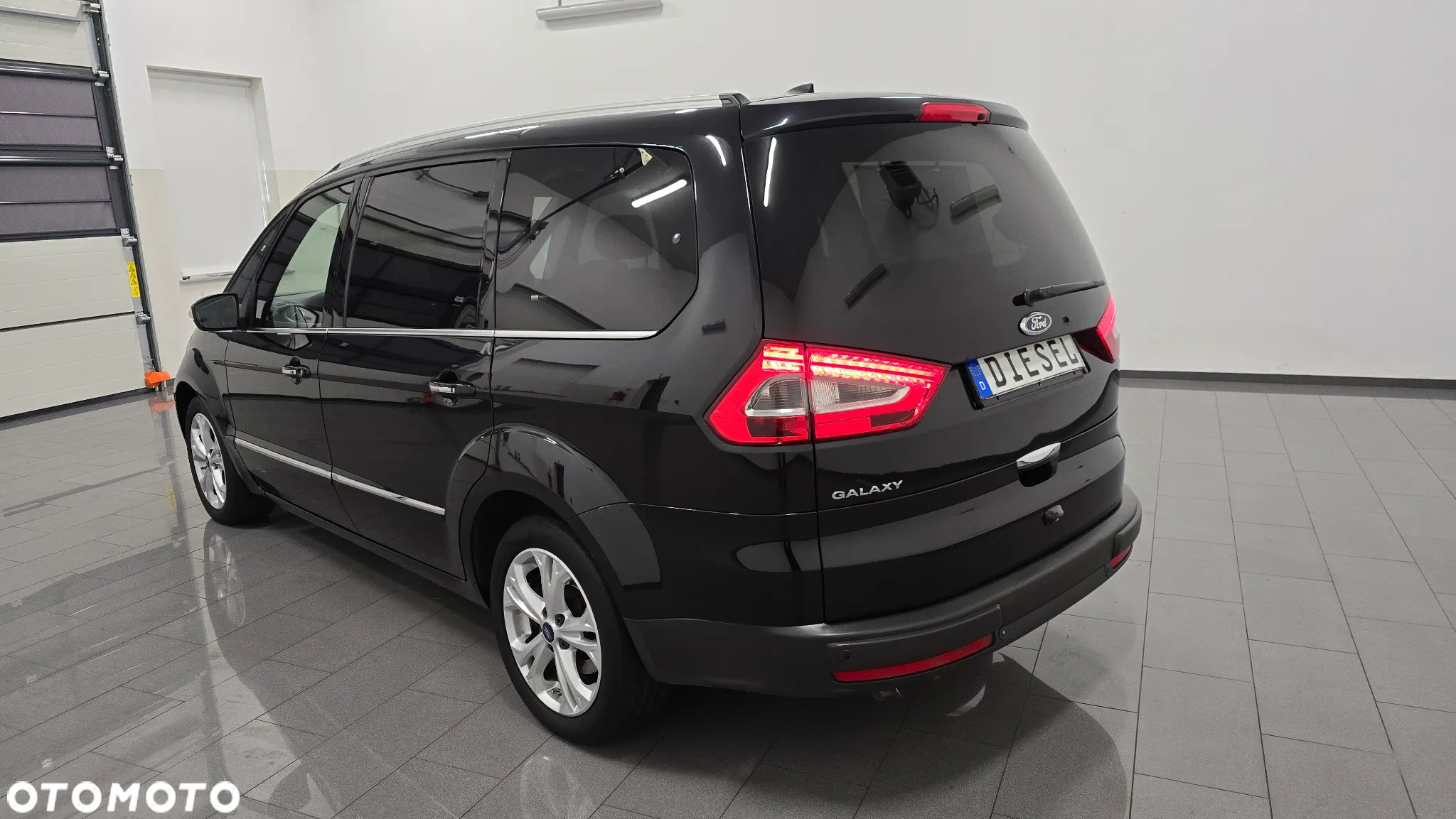 Ford Galaxy 2.0 TDCi Platinium X (Titanium) - 4