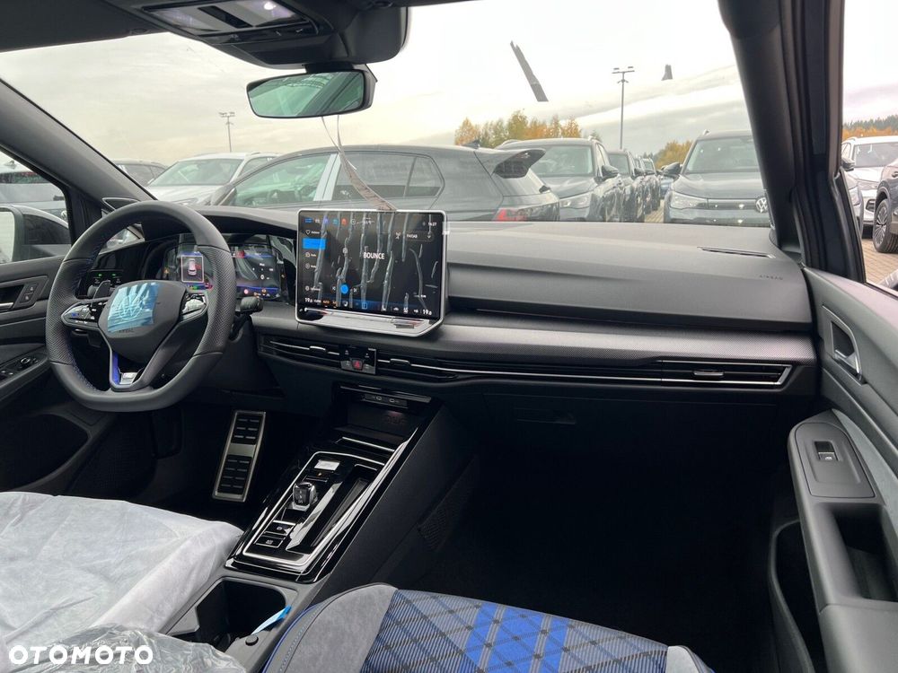 Volkswagen Golf - 9