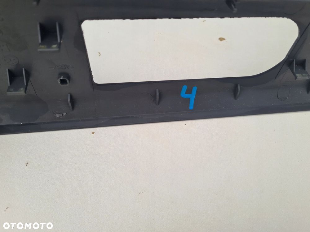 VW T5 T5 LIFT MULTIVAN tapicerka osłona boczka lewy przód 7H5868087 - 6