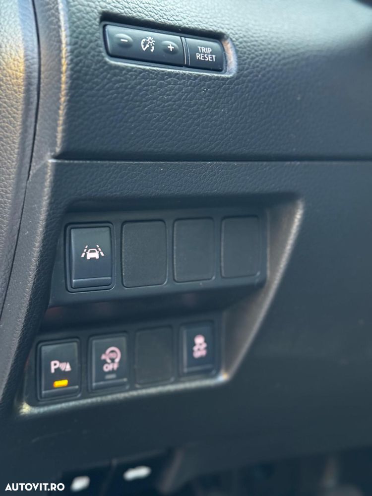 Nissan Qashqai 1.5 DCI TEKNA - 11