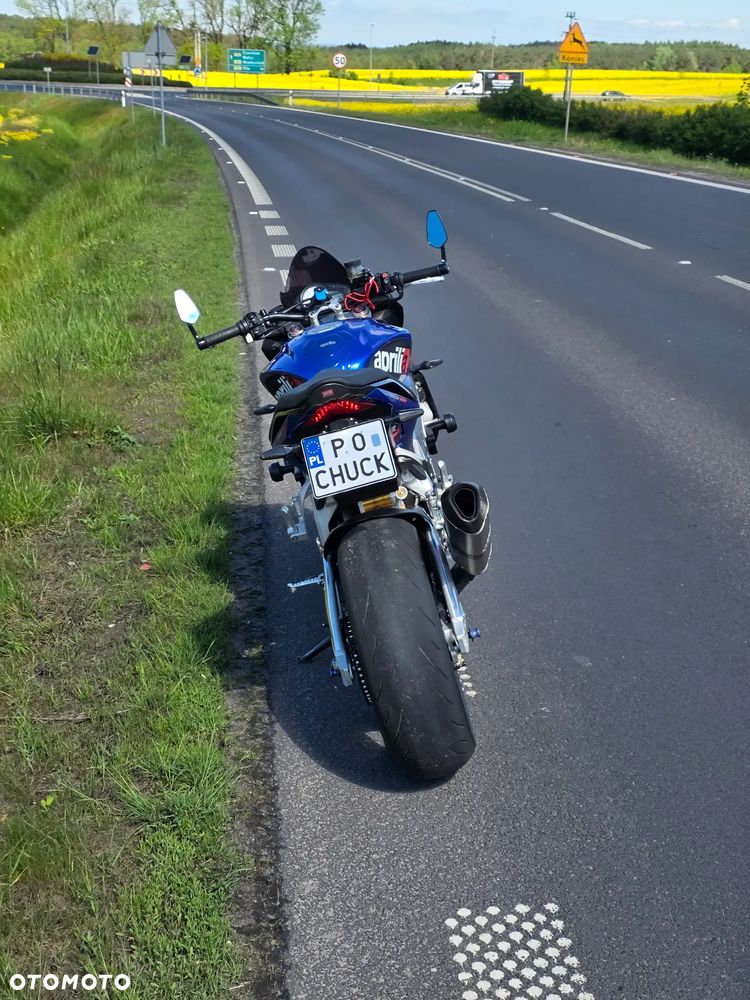 Aprilia RSV - 11