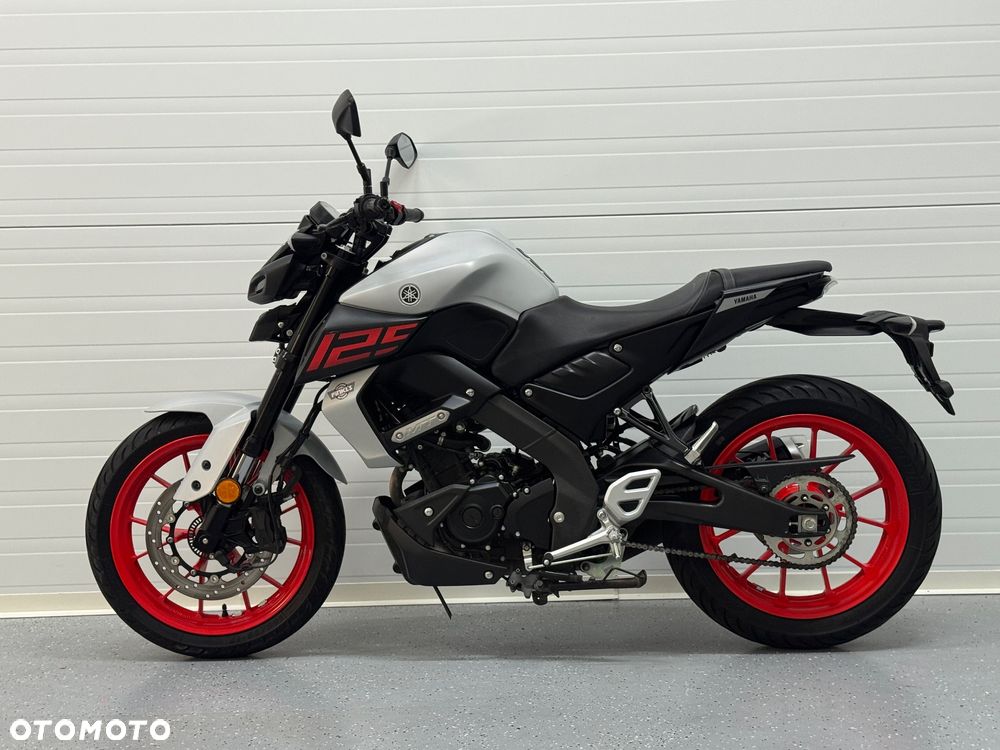 Yamaha MT - 9