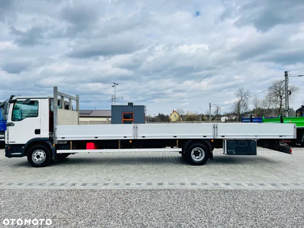 MAN TGL 12.250 TGM E5 skrzyniowy 820cm / platforma / laweta / pomoc drogowa / burtowy / automat / Anglik - 3