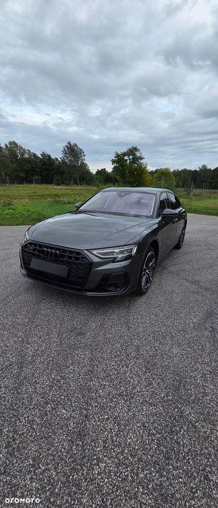 Audi S8 - 11