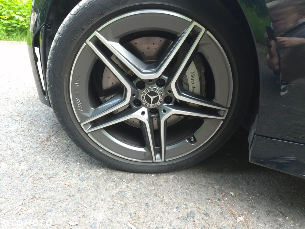 Mercedes-Benz CLS 450 4-Matic AMG - 12