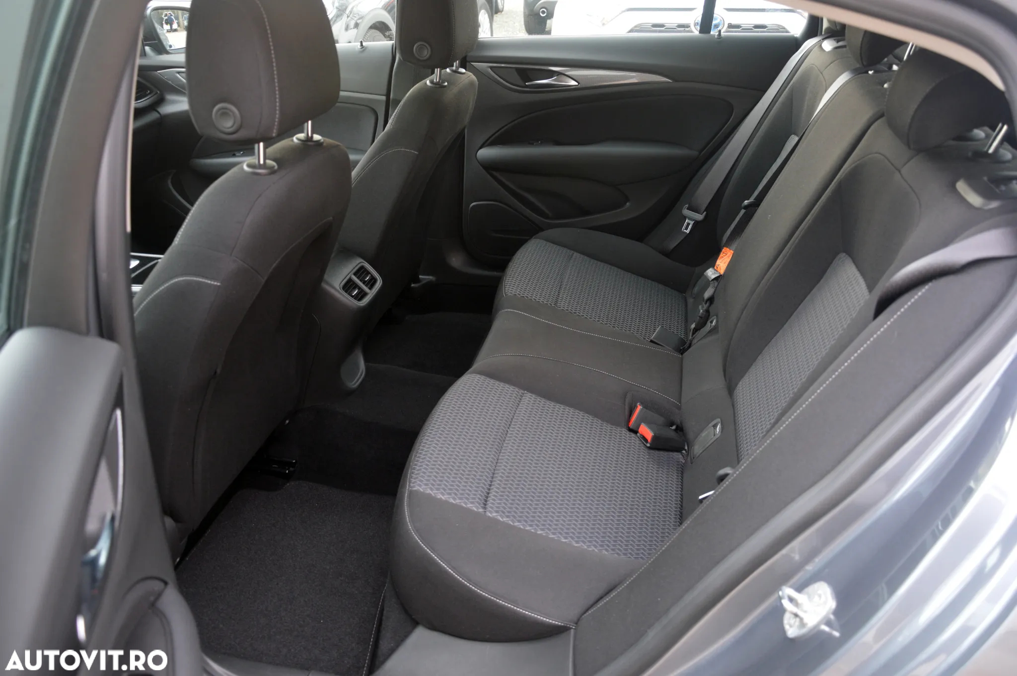 Opel Insignia Grand Sport 1.5 Diesel Automatik Business Edition - 23