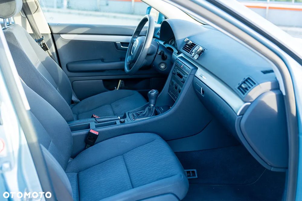 Audi A4 Avant 1.8 T quattro - 11