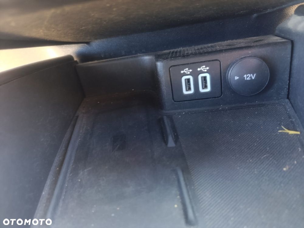 Ford Kuga 1.5 EcoBlue FWD ST-Line X - 11