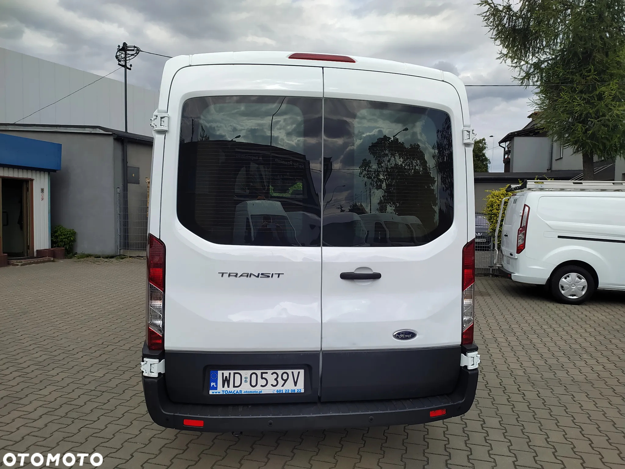 Ford TRANSIT L2 H2 MAŁY PRZEBIEG  GWARANCJA MECHANICZNA 1-ROK  F-VAT 23% - 7