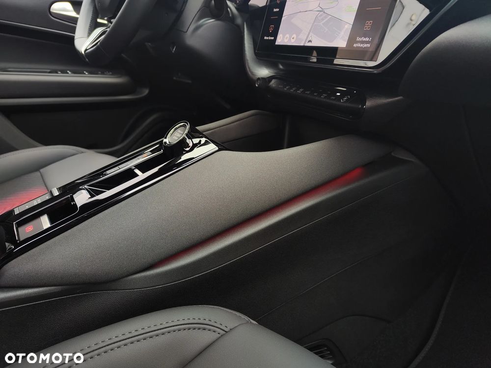 Alfa Romeo Junior 1.2 mHEV Ibrida eDCT - 24