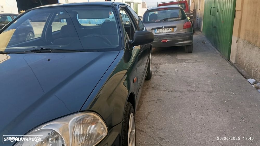 Honda Civic 1.4i S - 2