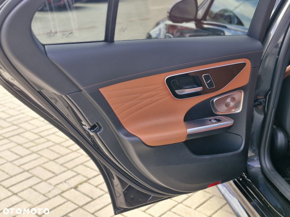 Mercedes-Benz Klasa C AMG 63 S E Performance PHEV 4-Matic - 18