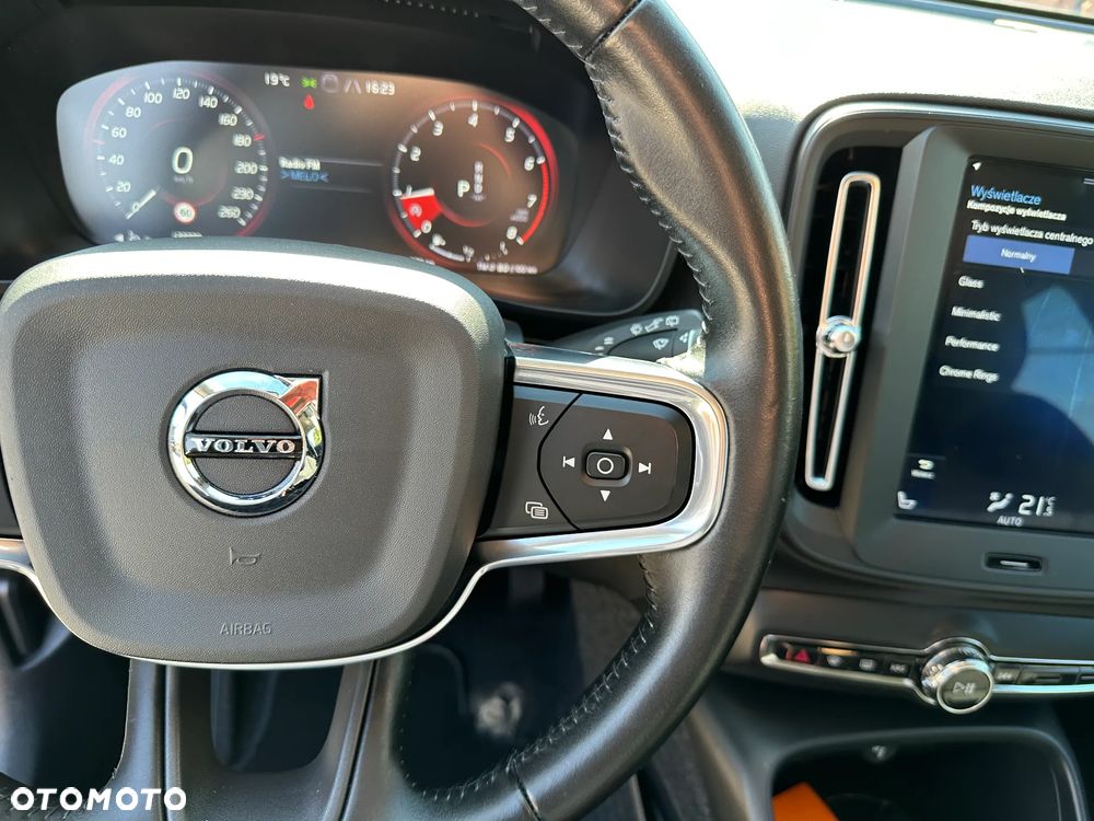 Volvo XC 40 - 12