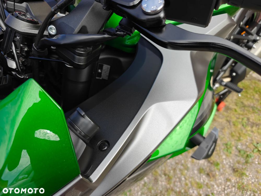 Kawasaki Ninja 1000 SX - 28