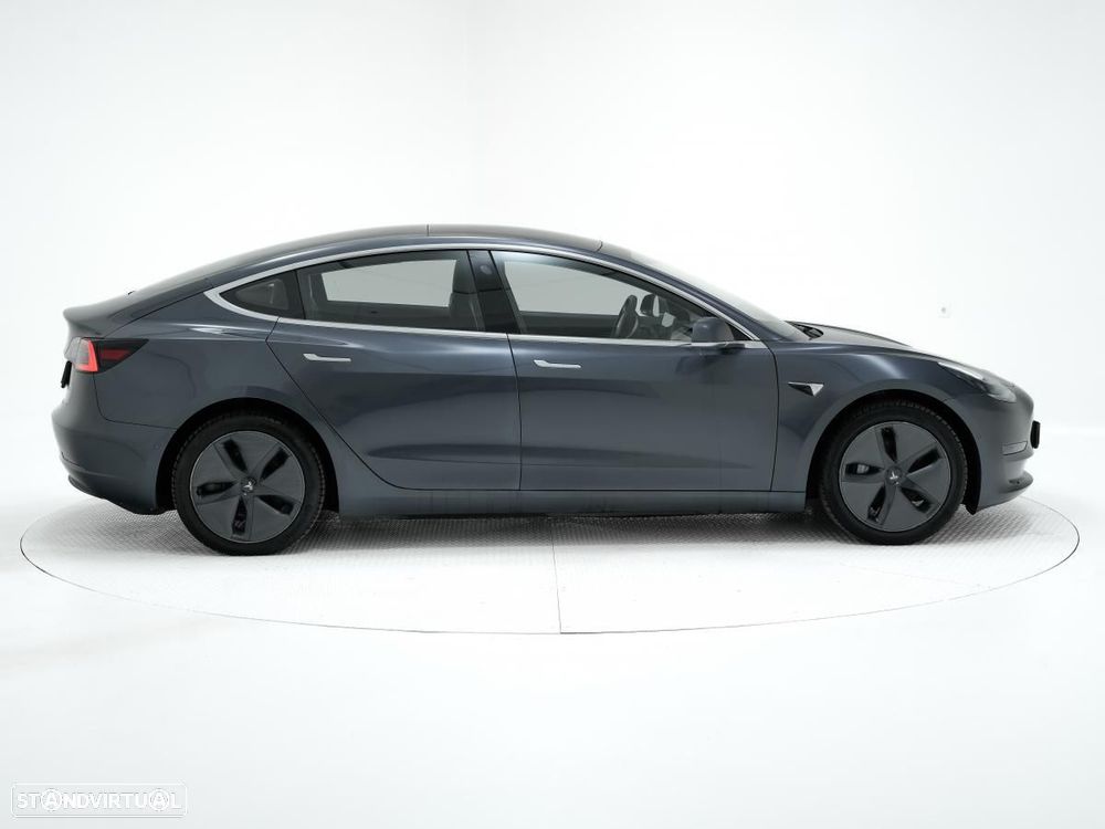 Tesla Model 3 Long-Range Dual Motor AWD - 2