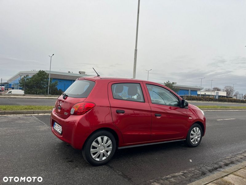 Mitsubishi Space Star - 12