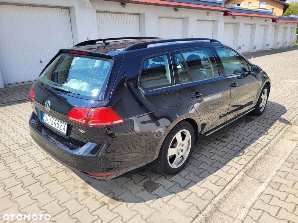 Volkswagen Golf 1.6 TDI BlueMotion Trendline - 3