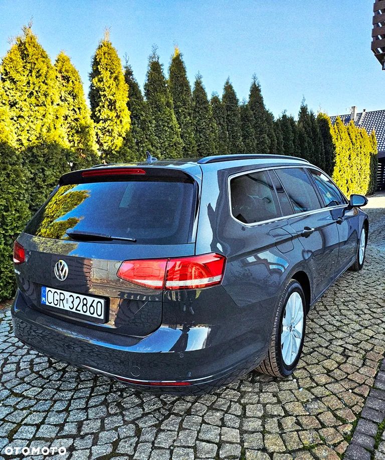 Volkswagen Passat - 25
