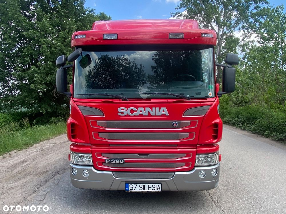 Scania P320 6X2 - 2