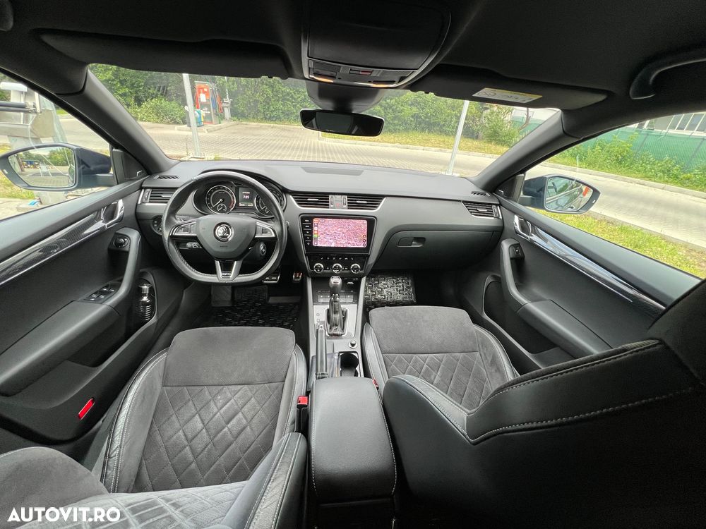 Skoda Octavia 2.0 TDI DSG RS - 4