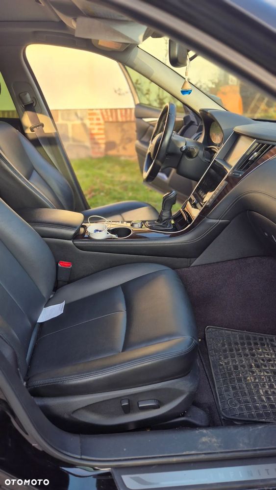 Infiniti Q50 Q50S 3.0t Sport Tech - 14