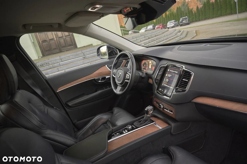 Volvo XC 90 D5 AWD Inscription 7os - 22