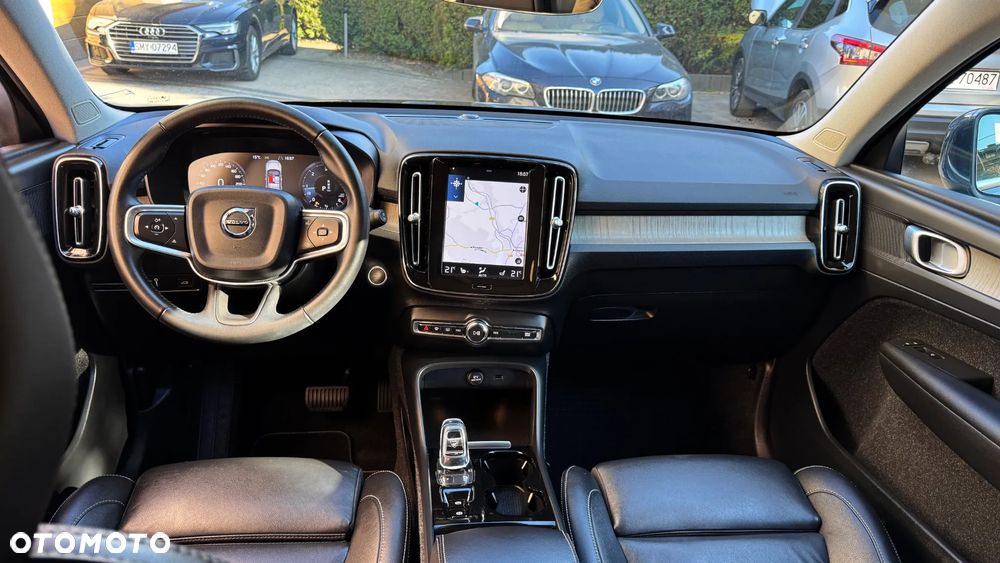 Volvo XC 40 D4 AWD Inscription - 24
