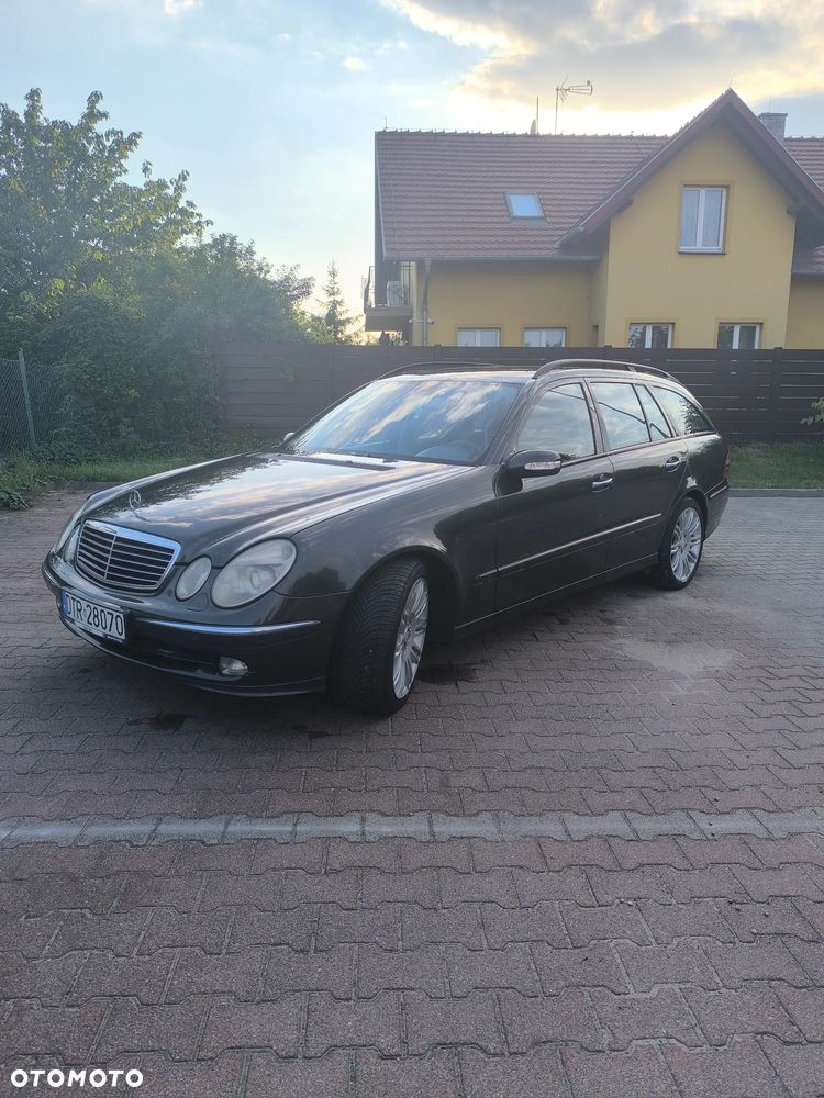 Mercedes-Benz Klasa E - 2
