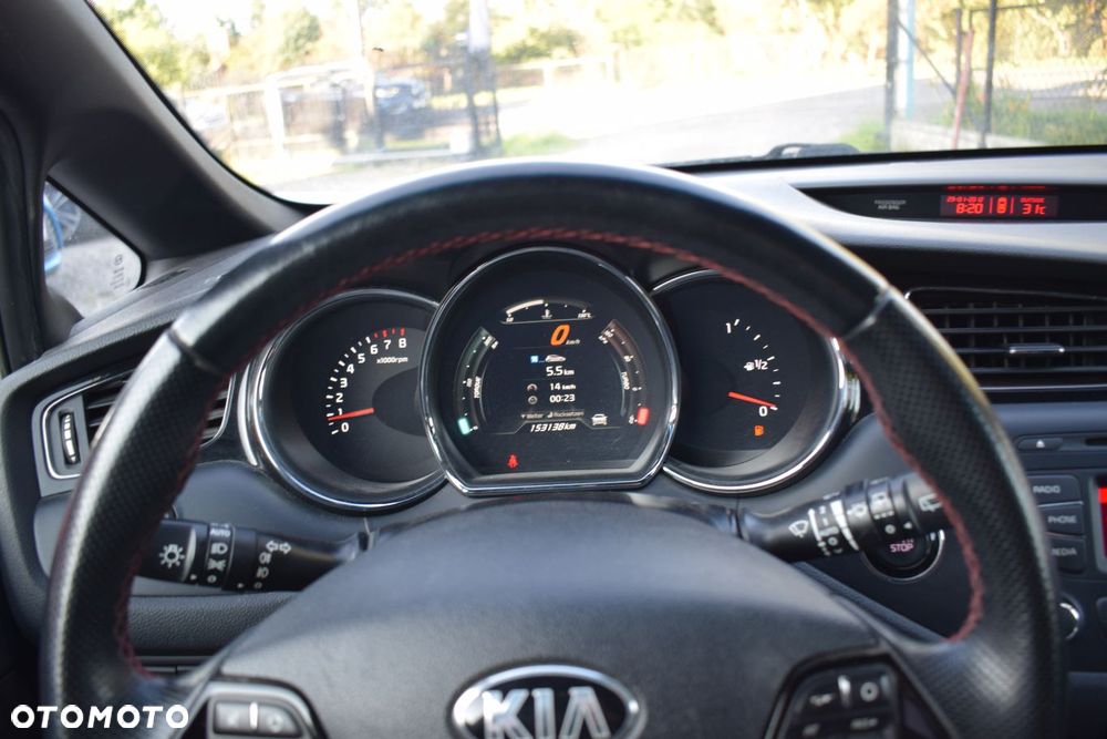 Kia Ceed - 9