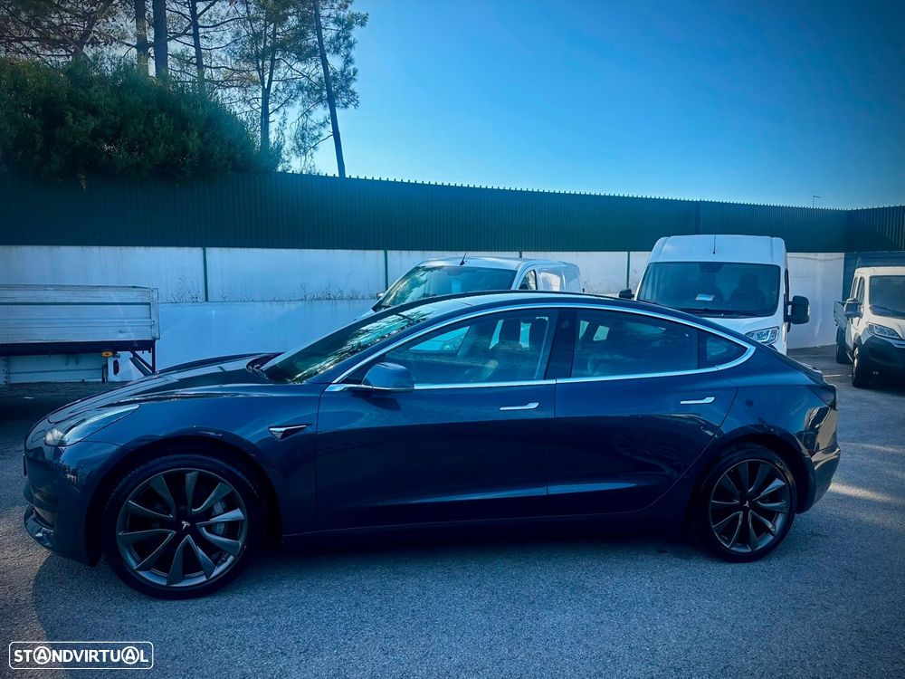 Tesla Model 3 Tração Traseira - 4
