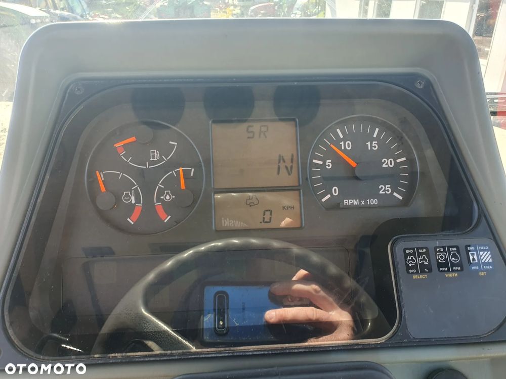 Massey Ferguson 8240 - 13