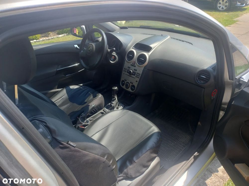 Opel Corsa 1.2 16V - 6