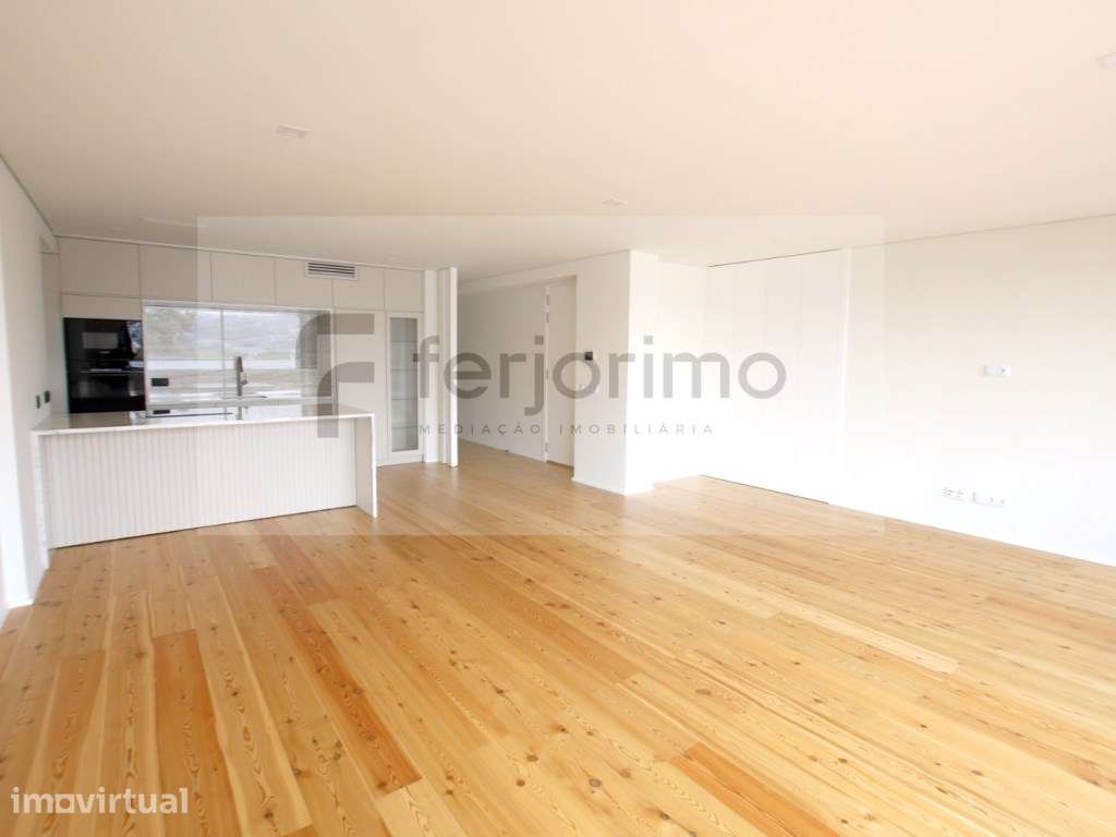 Fantástico apartamento T2 em Creixomil - Grande imagem: 2/43