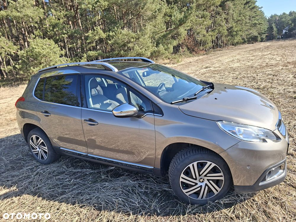 Peugeot 2008 1.6 e-HDi Allure S&S - 2