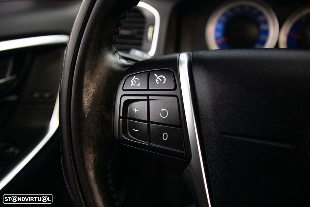 Volvo S60 1.6 D2 Drive Momentum Start/Stop - 12