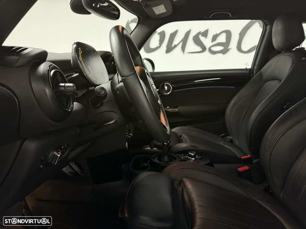 MINI 3 Portas Cooper SE Resolute Edition - 24