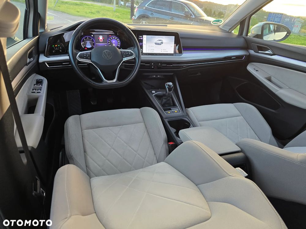 Volkswagen Golf - 13