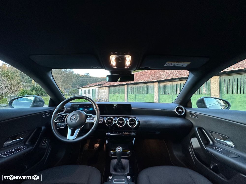 Mercedes-Benz CLA 180 - 32