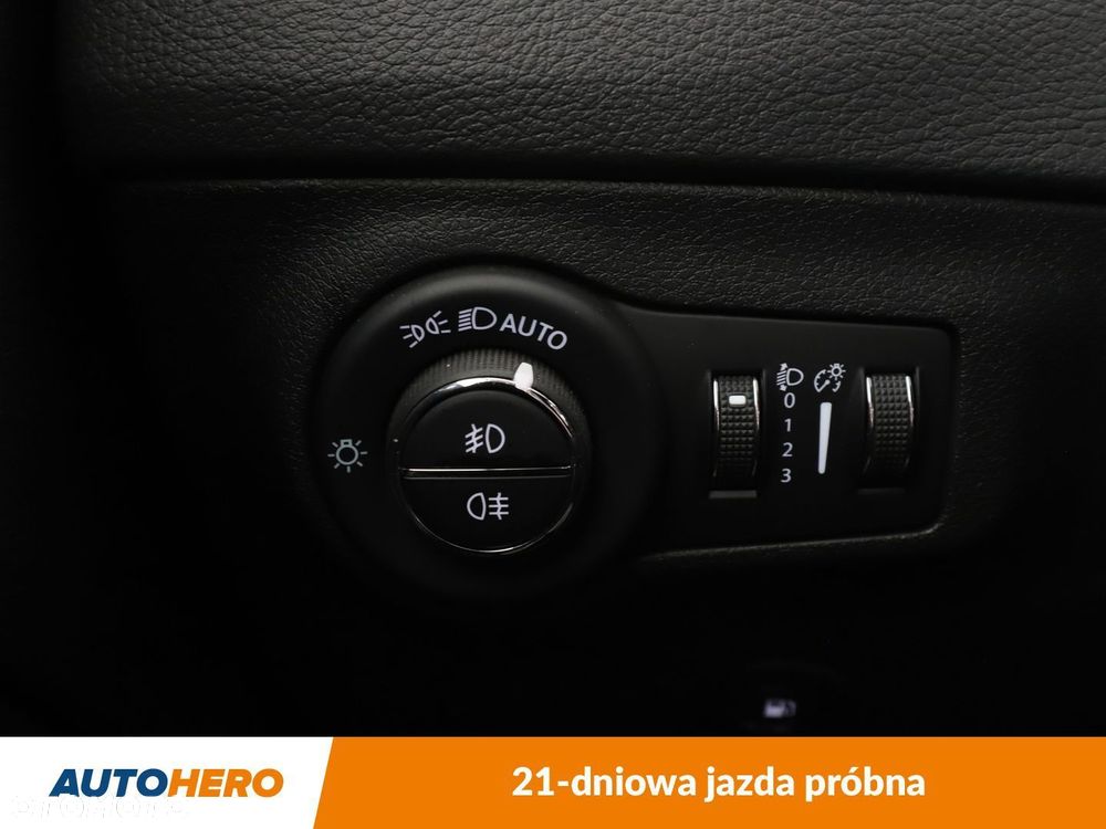 Jeep Compass - 34